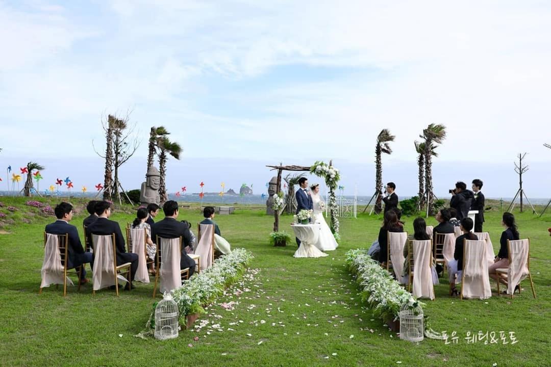Sun And Moon Resort Seogwipo Exterior photo