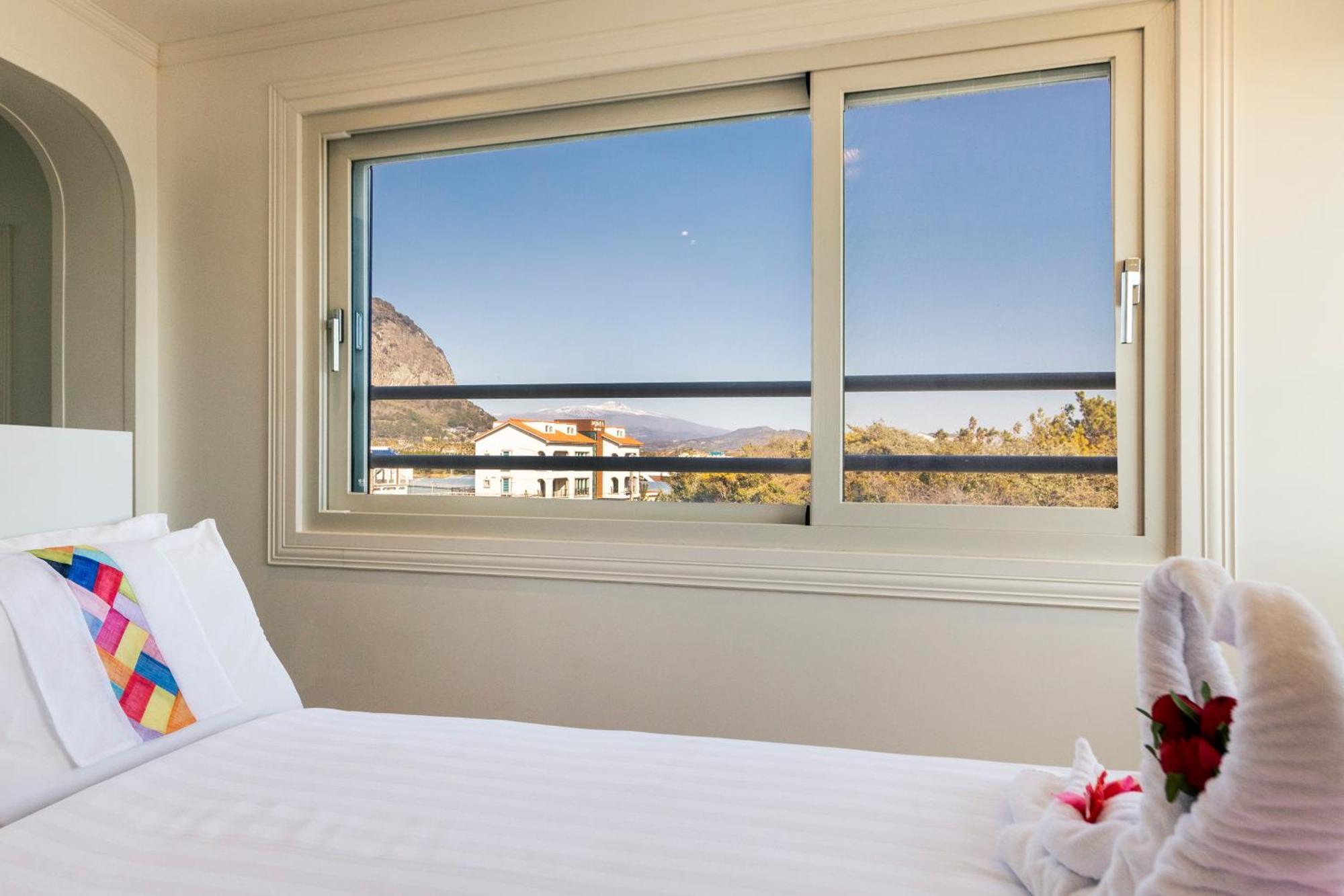 Sun And Moon Resort Seogwipo Exterior photo