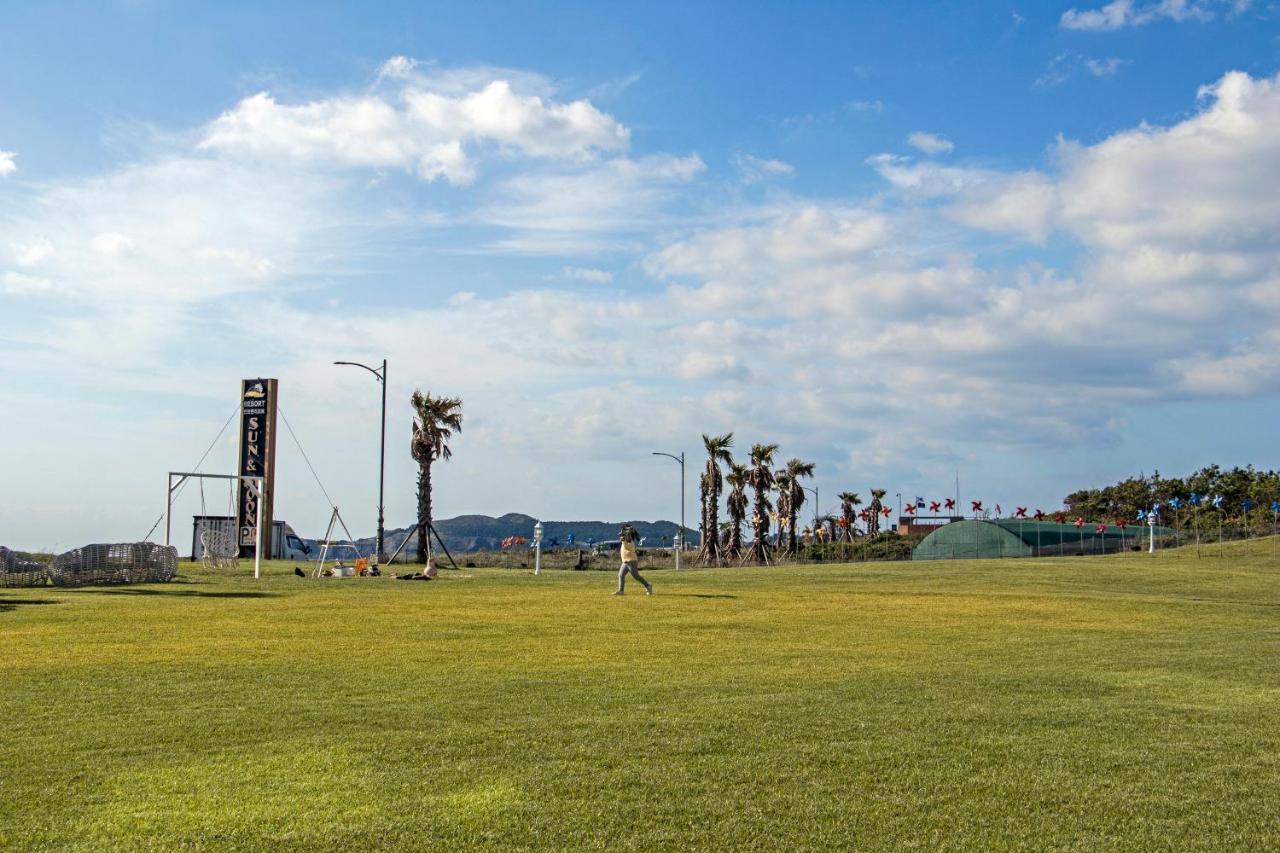 Sun And Moon Resort Seogwipo Exterior photo